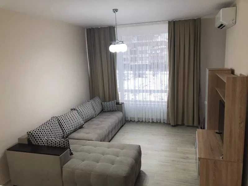 Продава се Двустаен апартамент в София, Хиподрума - 76 кв.м за 2000 €/кв.м - Снимка #1