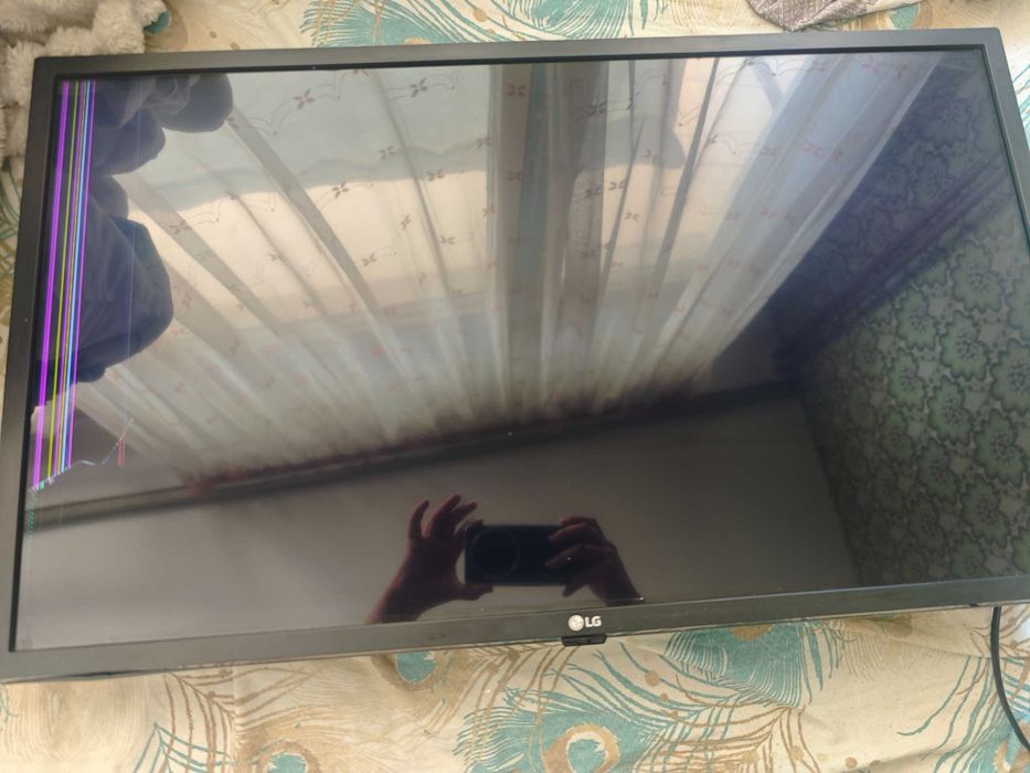 Телевизор LG Smart 32" LED