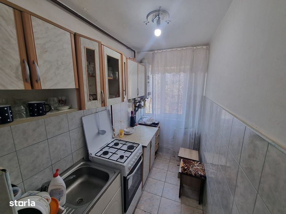 KM 4-5 PIATA-apartament 3 camere cu gaze