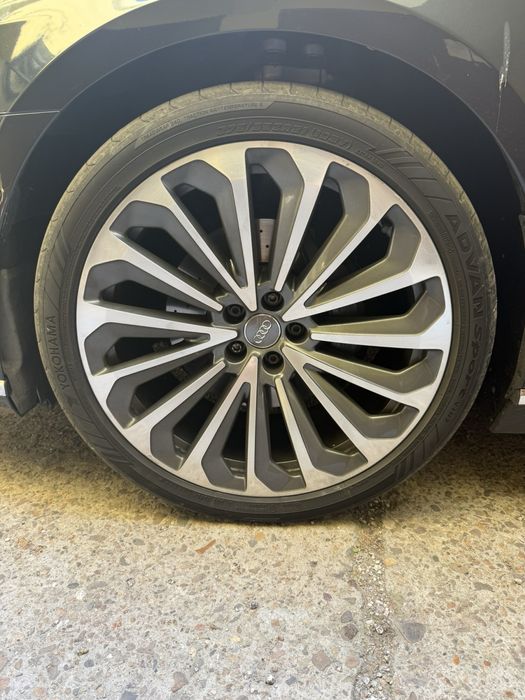 Продавам оригинални 21” джанти Audi с летни гуми – комплект 4 броя