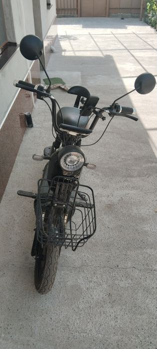 Скутер 2022 года