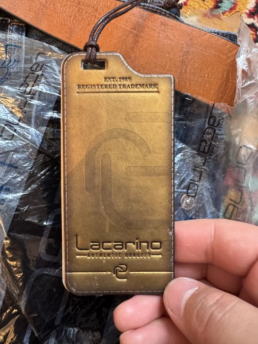 Продам джинсы новая