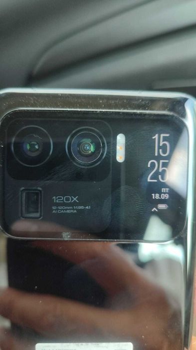 Продам смартфон XIAOMI 11 Ultra