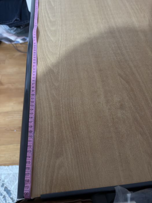 Срочно продам стол