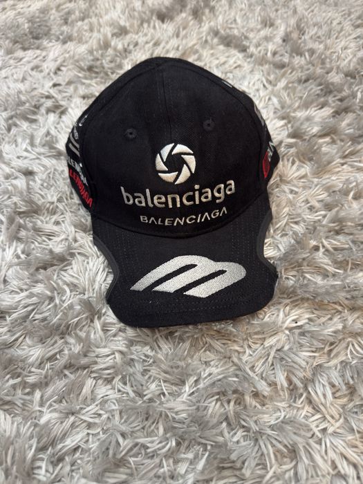 Шапка Balenciaga