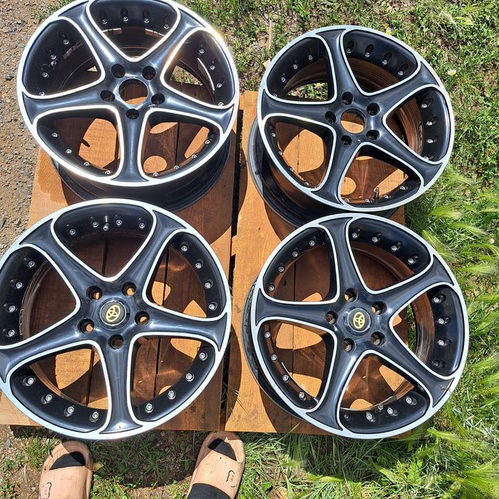 Титановые диски на 17, тойота