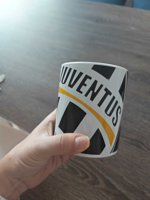 Кърпа и чаша Juventus