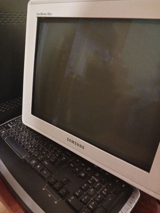 Продаётся компьютер