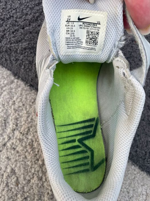 Adidași NIKE,nr 33,5