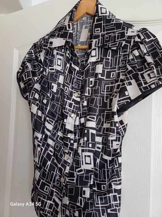 Bluze dama, mânecă scurtă.