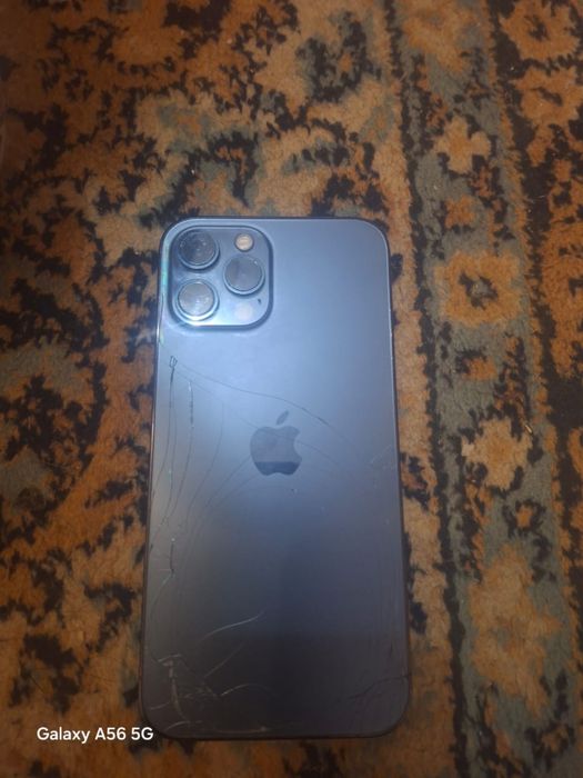 Продам Iphone12pro max