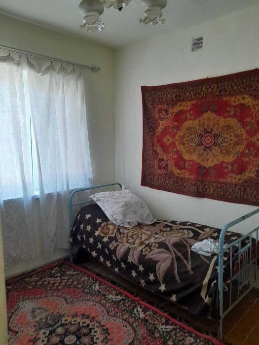 5ти комнатная квартира в центре Вабкента!