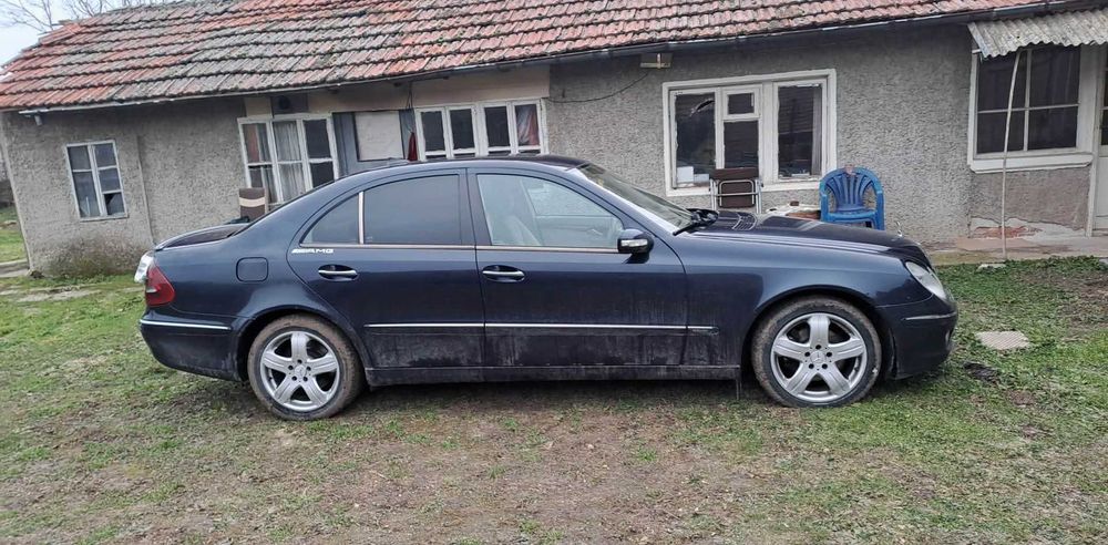 Mercedes Benz E270-2003/2.7 CDI/177cc-всичко платено БАРТЕР