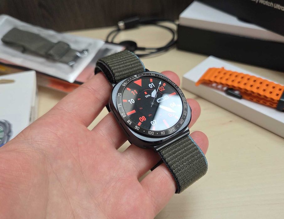 Smartwatch Samsung Galaxy Watch Ultra 47mm LTE Grey + Accesorii