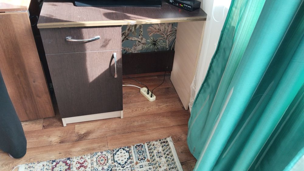 Рабочий стол продам