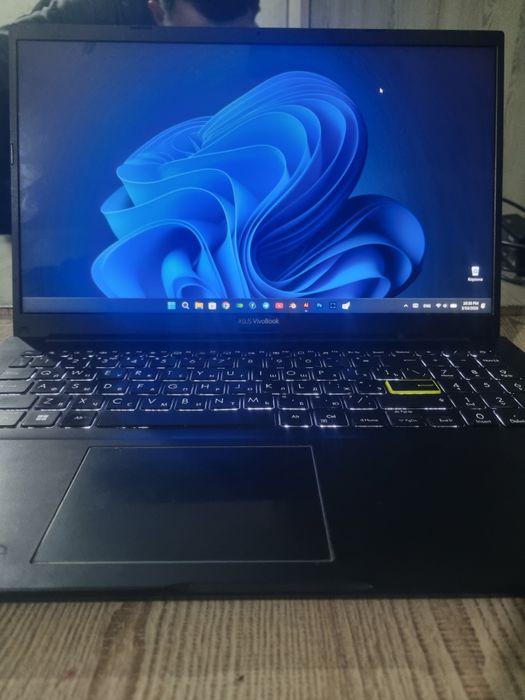 Asus Vivobook loptop