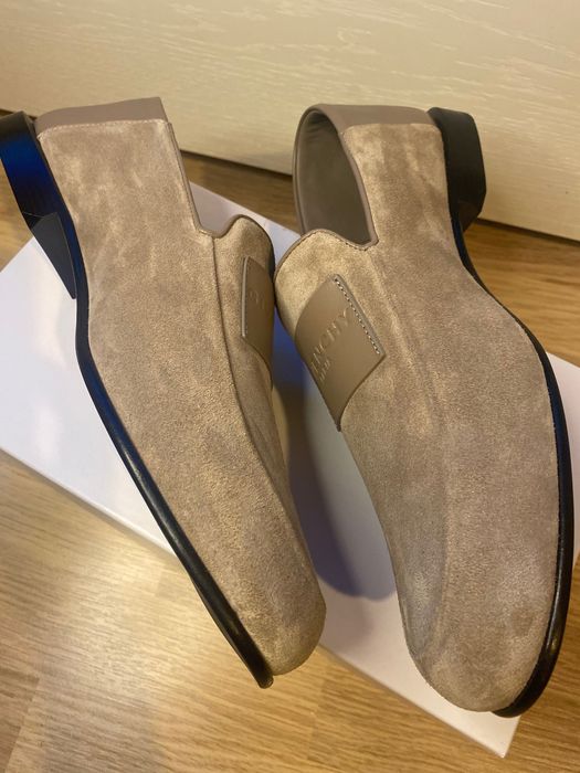 Pantofi din piele întoarsă Givenchy