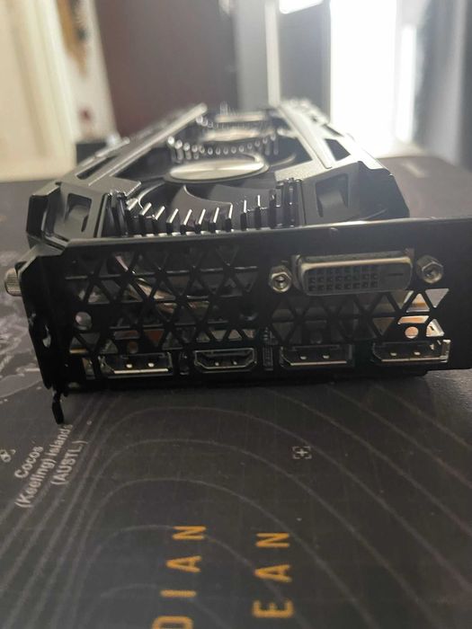 Placa Video GTX 1080TI 11 GB Defecta / De piese