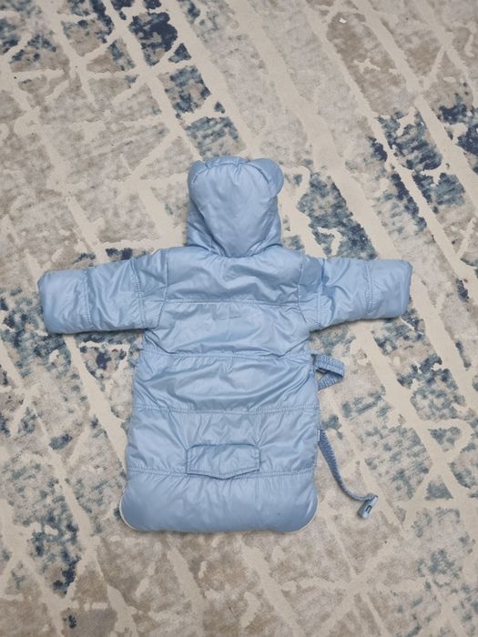 Продам детскую куртку