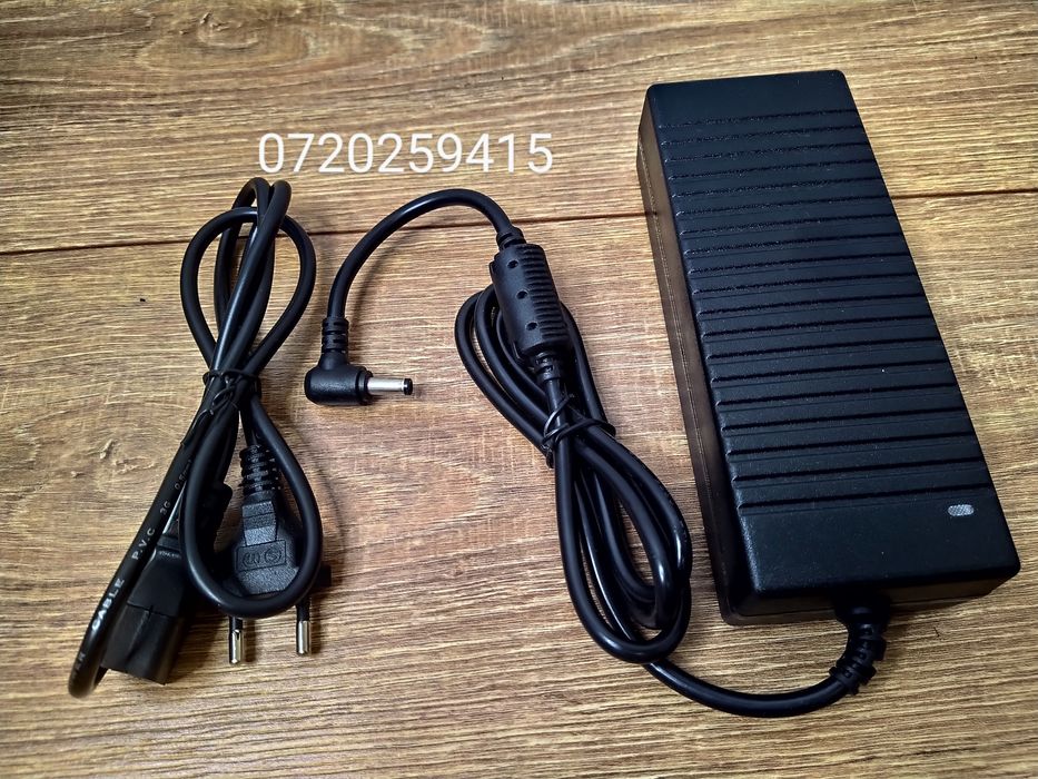 Alimentator 12V 10A - Include Cablu Alimentare 100-240V