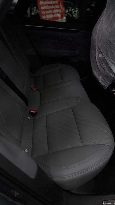 Zeekr 001 you positsion