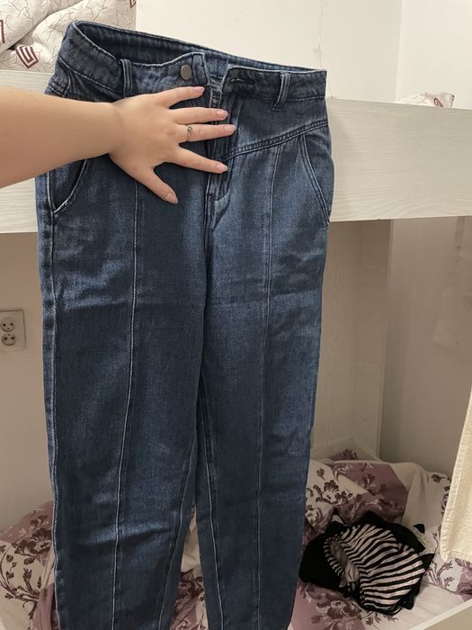 Джинсы женские молочные и темные