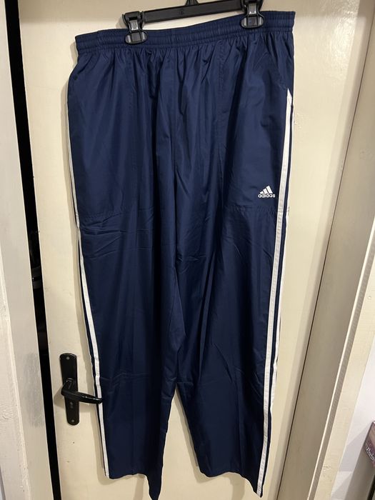 Продавам долнища