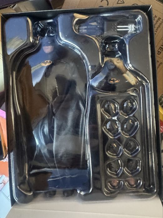 Фигурка на Beast Kingdom Batman 1989, динамична, 8 инча