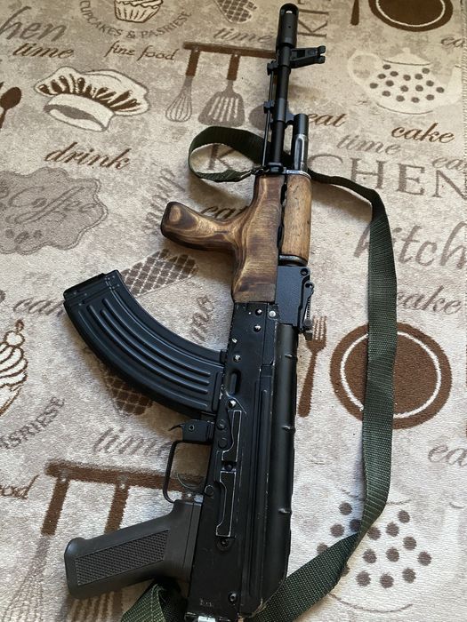 Airsoft replica ak 47