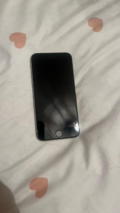 Айфон 6 почти новый