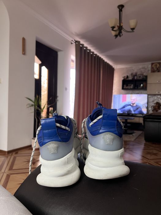 Vand Versace Chain Reaction