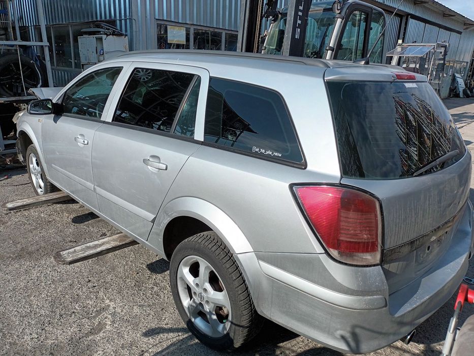 Dezmembrari  Opel ASTRA H  2004  > 2012 1.9 CDTI Motorina