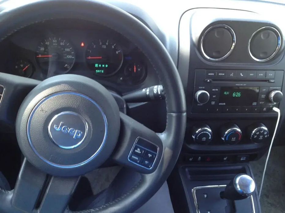 Автомашина Jeep Compass