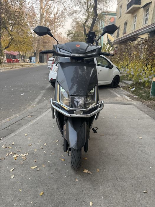 Электроскутер yadea T5