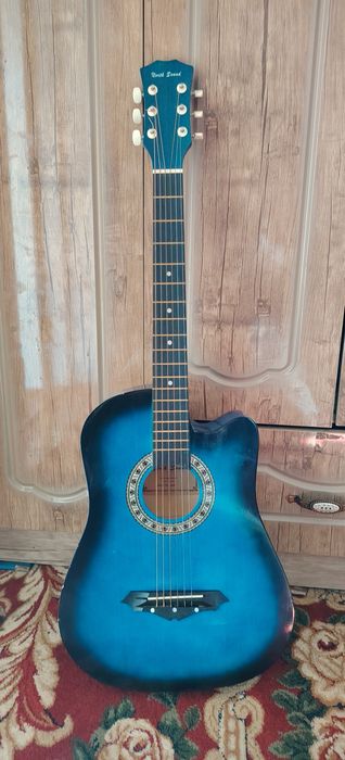 Акустическая гитара 38
Гитара акустическая