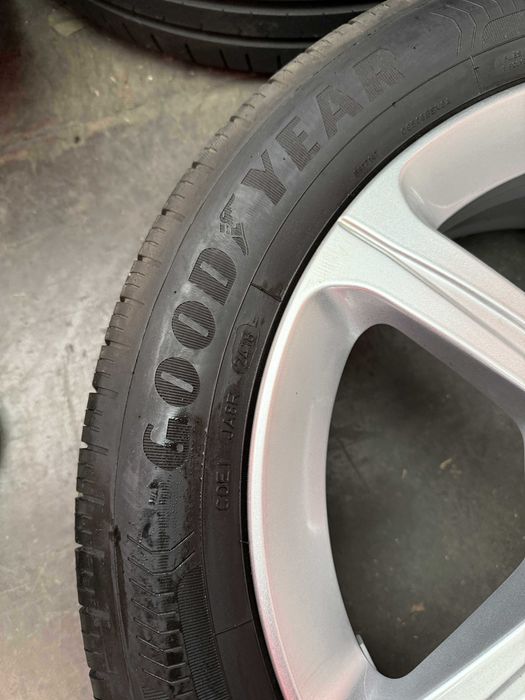 SET  Anvelope Vara 205/55 R17 91V GOODYEAR Eficient Grip Performance
