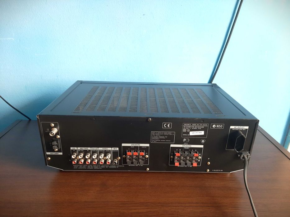 Amplituner Sony STR-DE235    Statie / amplificator