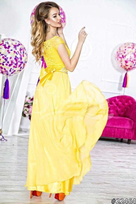 Красивое вечернее жёлтое платье