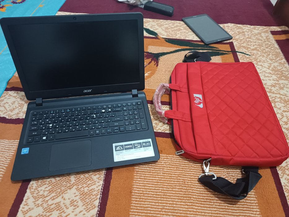 Acer noutbook sotiladi