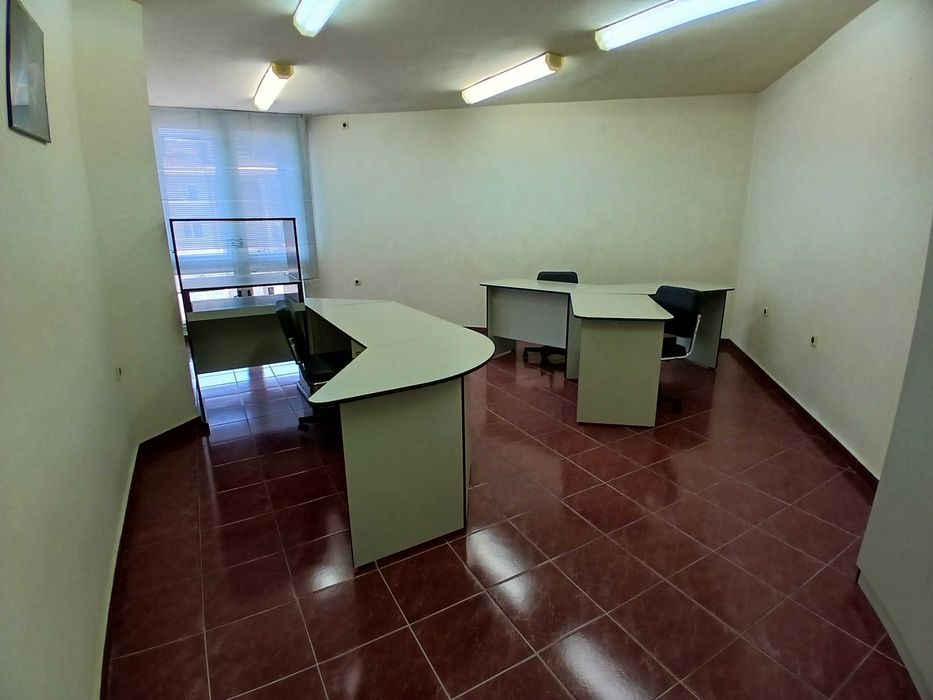 Продава се Офис в Силистра, Център - 62 кв.м за 1049 €/кв.м - Снимка #7