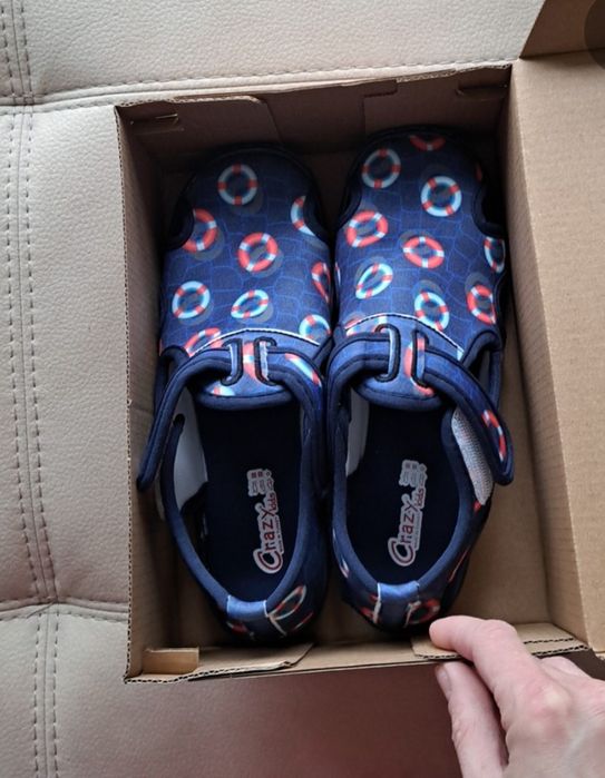 Нови пантофи 36 номер.