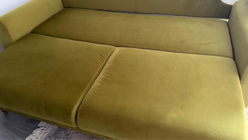 Vand canapea extensibila