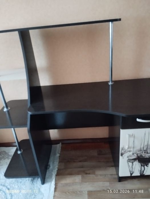 Мебель. Столы,кухн. гарнитур