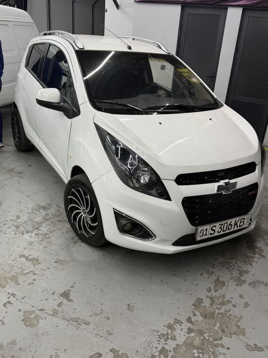 Spark srochni sotiladi