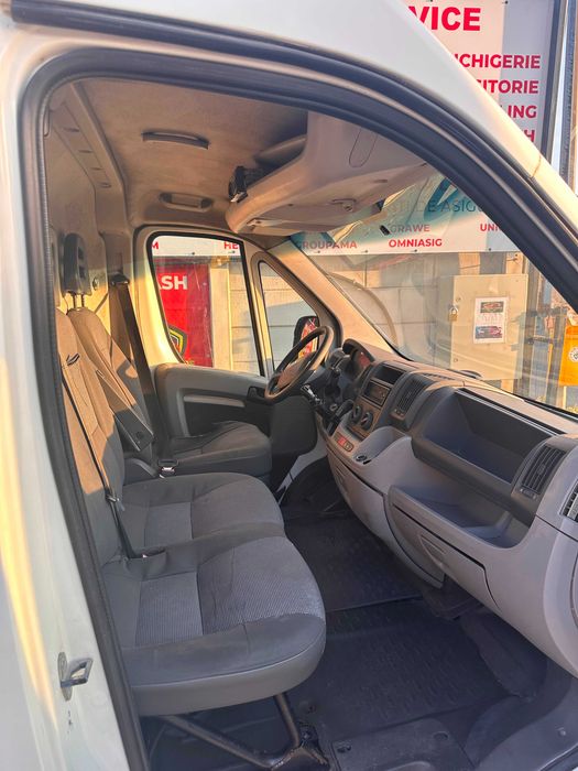 Peugeot boxer 2009 de vanzate sau schimb cu un logan2016.2017