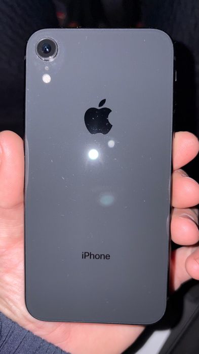 Iphone xr 64gb.