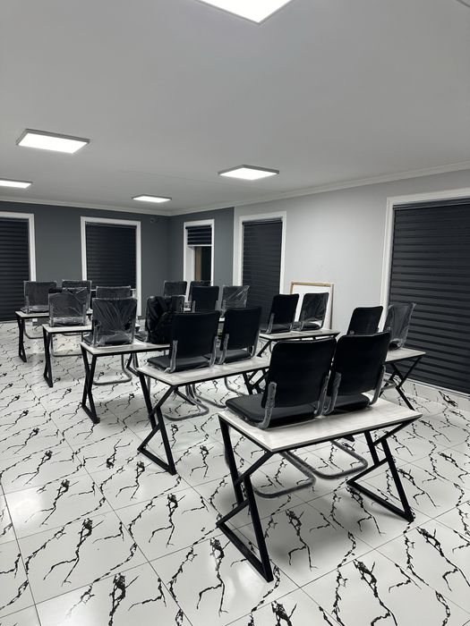 Стол в стиле лофт