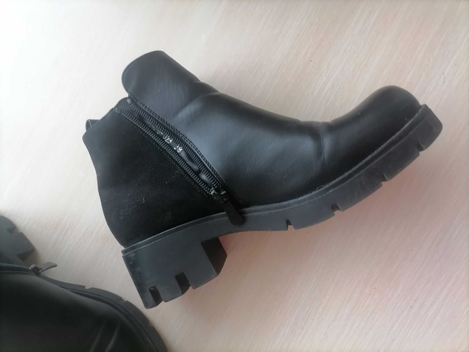 Дамски боти и ботуши