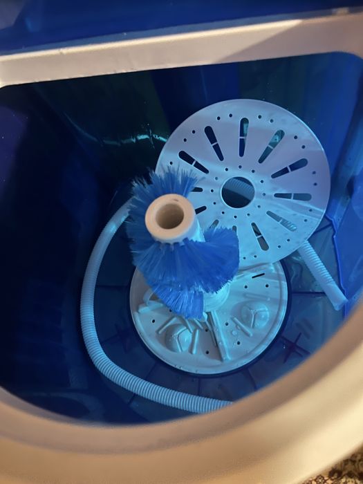 Продается мини стиральная машина.