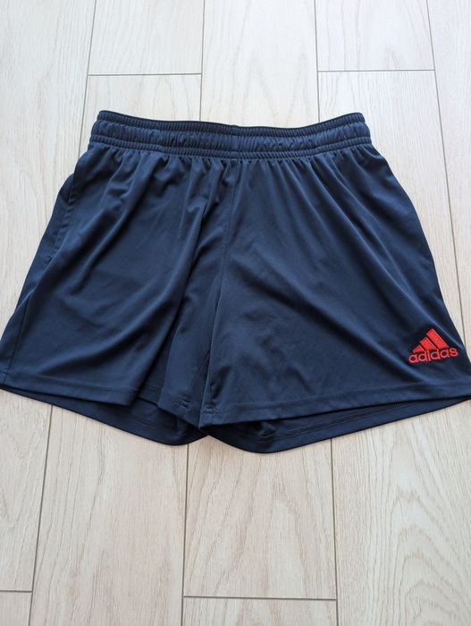 Pantaloni scurti Originali Adidas marimea S 164 cm